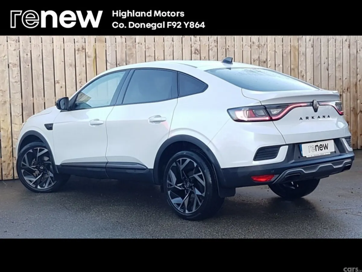 Renault Arkana Hatchback, Petrol, 2025, White