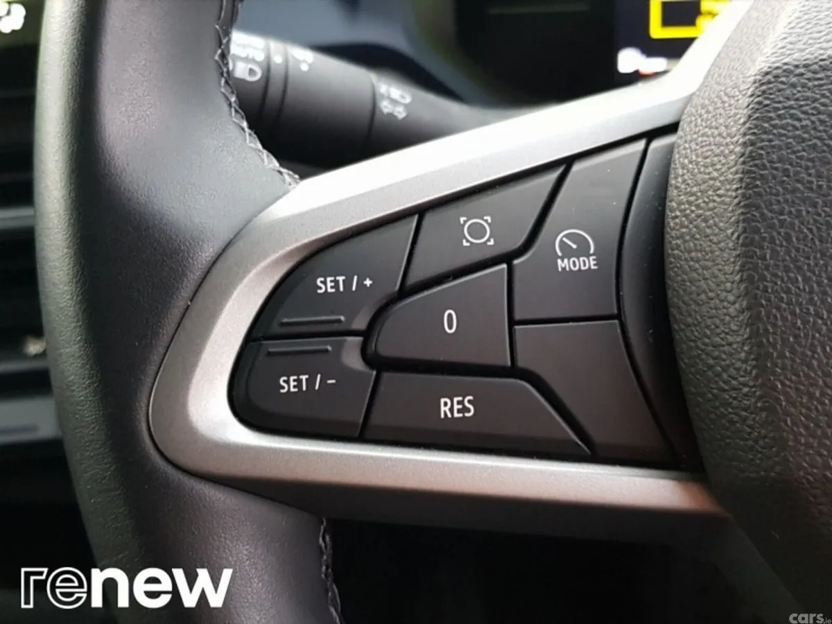 Dacia Duster SUV, Petrol Hybrid, 2025, Black