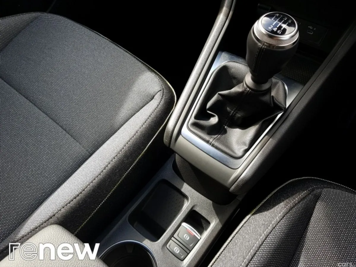 Renault Symbioz Hatchback, Petrol, 2026, Grey
