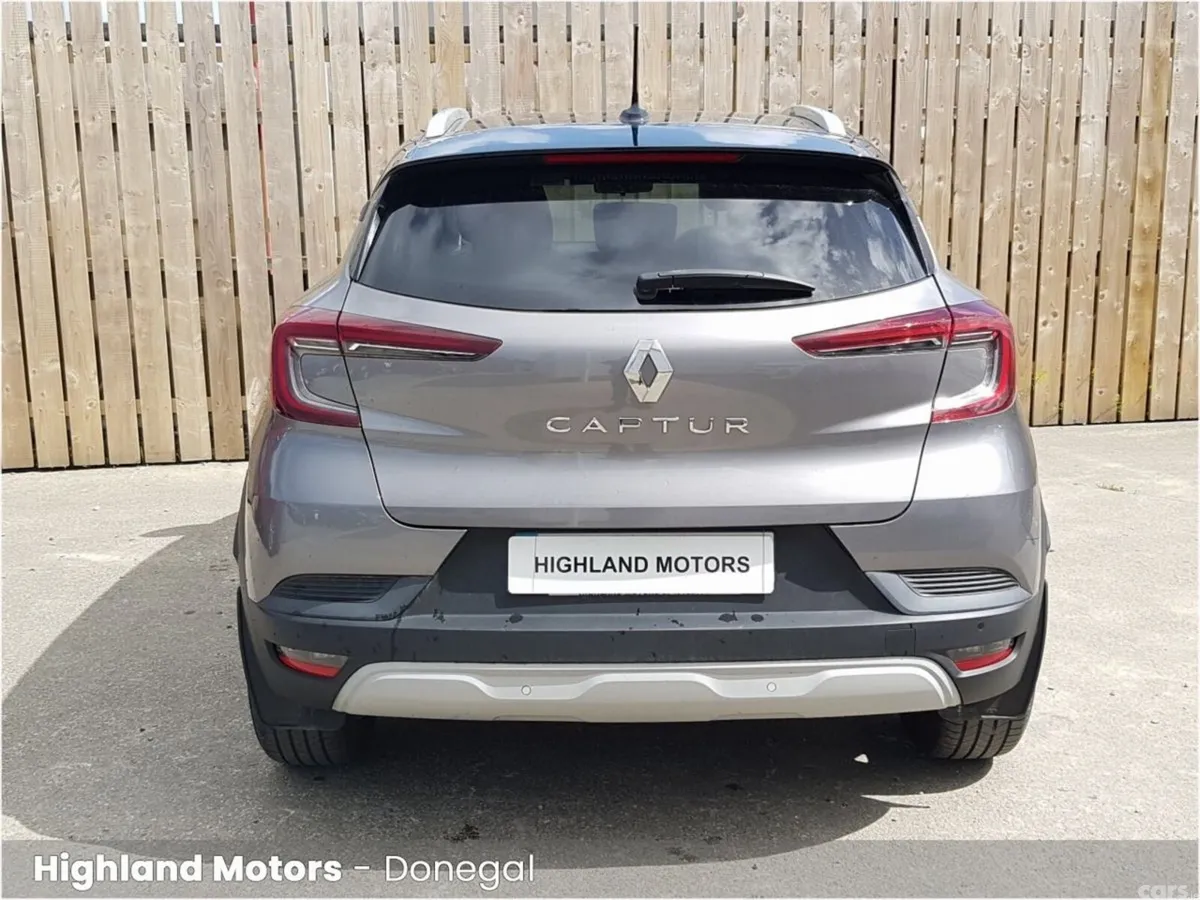 Renault Captur Hatchback, Petrol, 2020, Grey