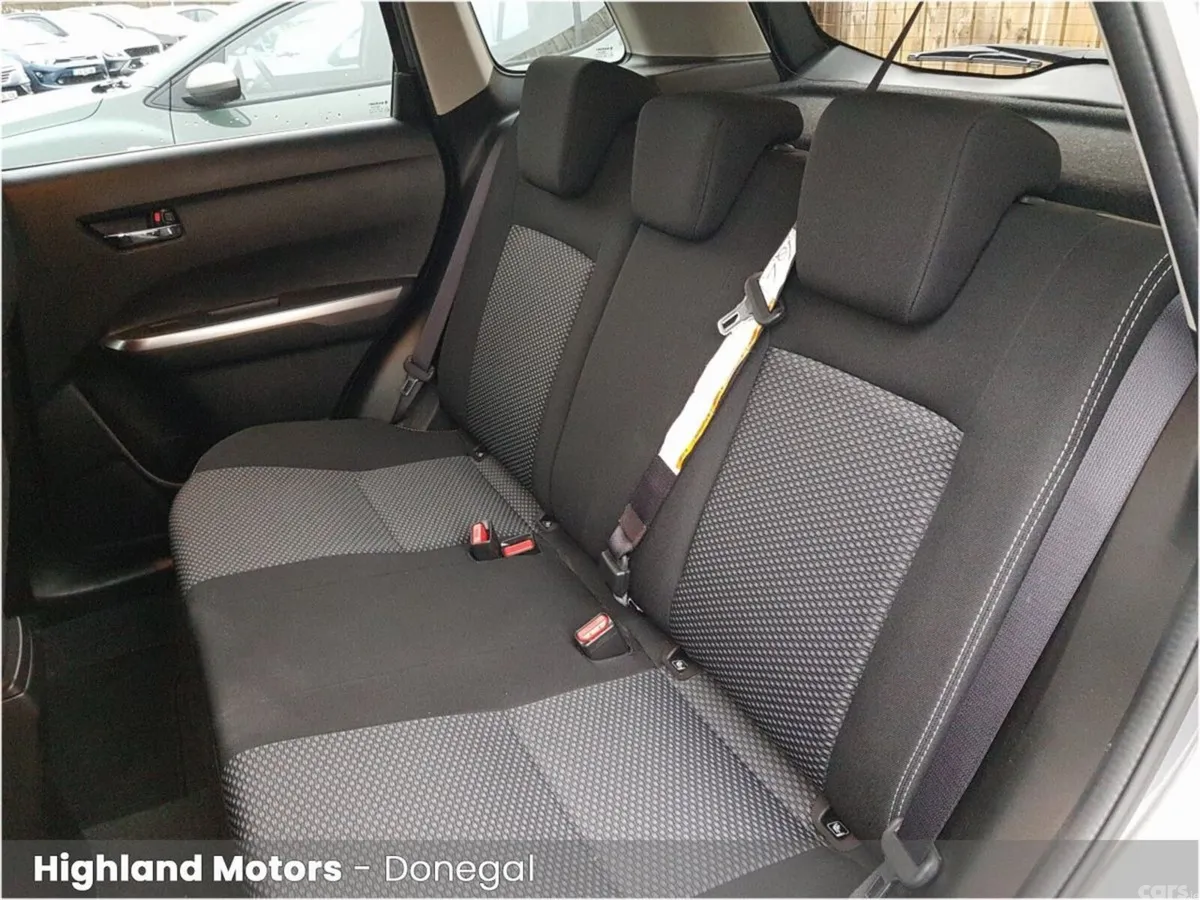 Suzuki Vitara SUV, Petrol, 2023, Grey