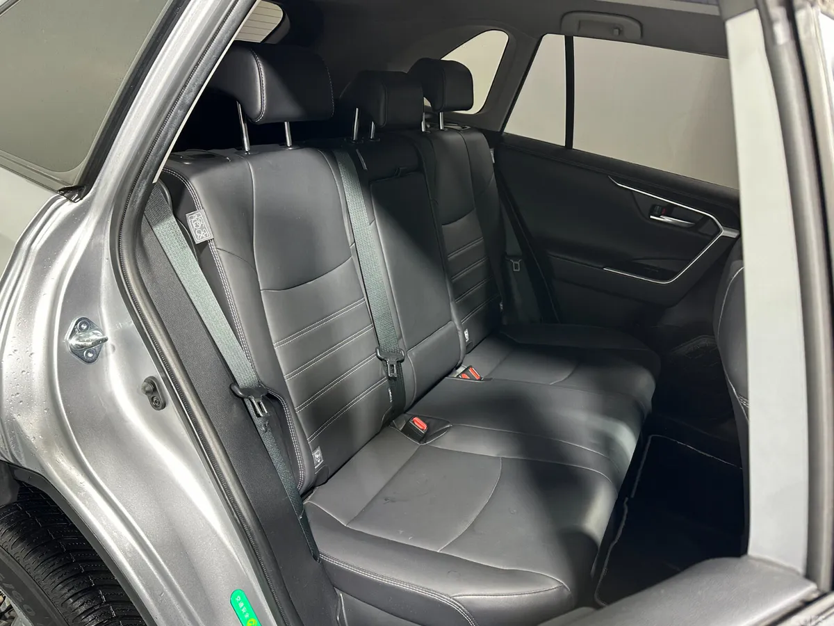 Toyota RAV4 SUV, Petrol Hybrid, 2021, Silver