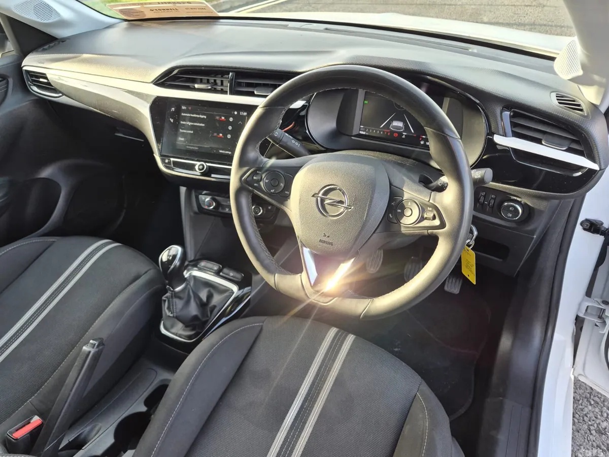 Opel Corsa Hatchback, Petrol, 2023, White