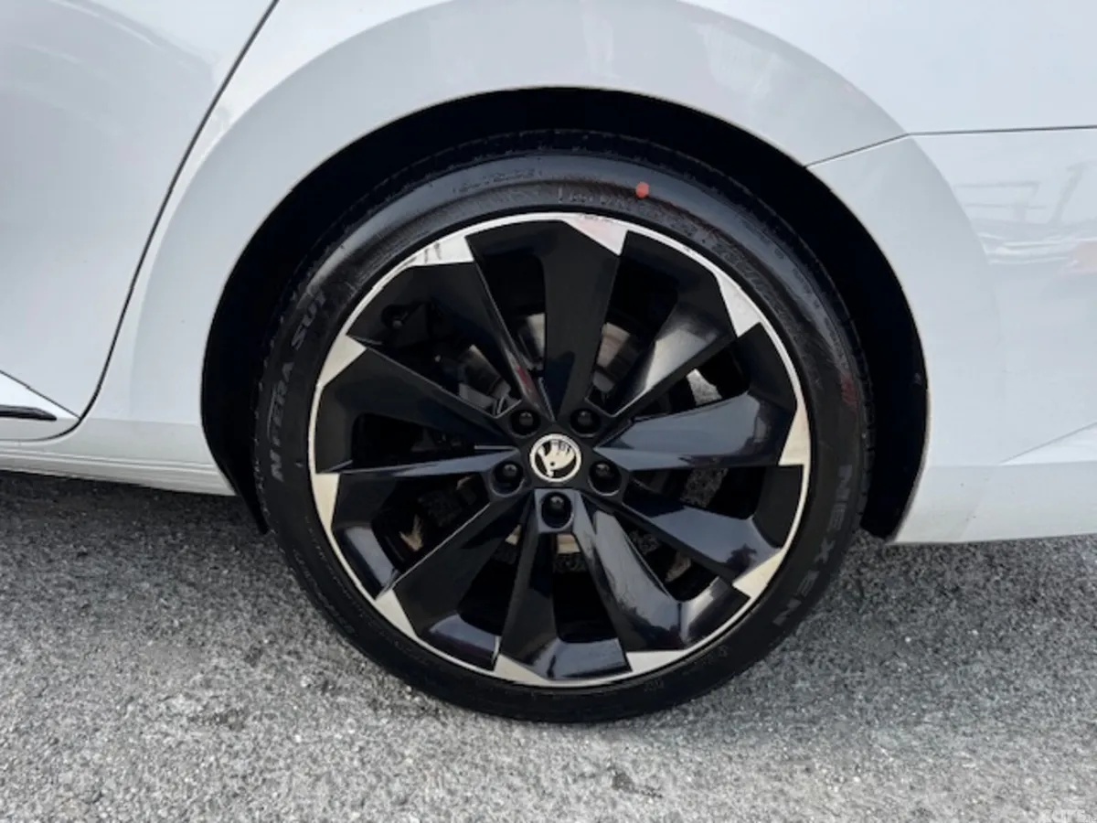 Skoda Superb Estate, Diesel, 2023, White