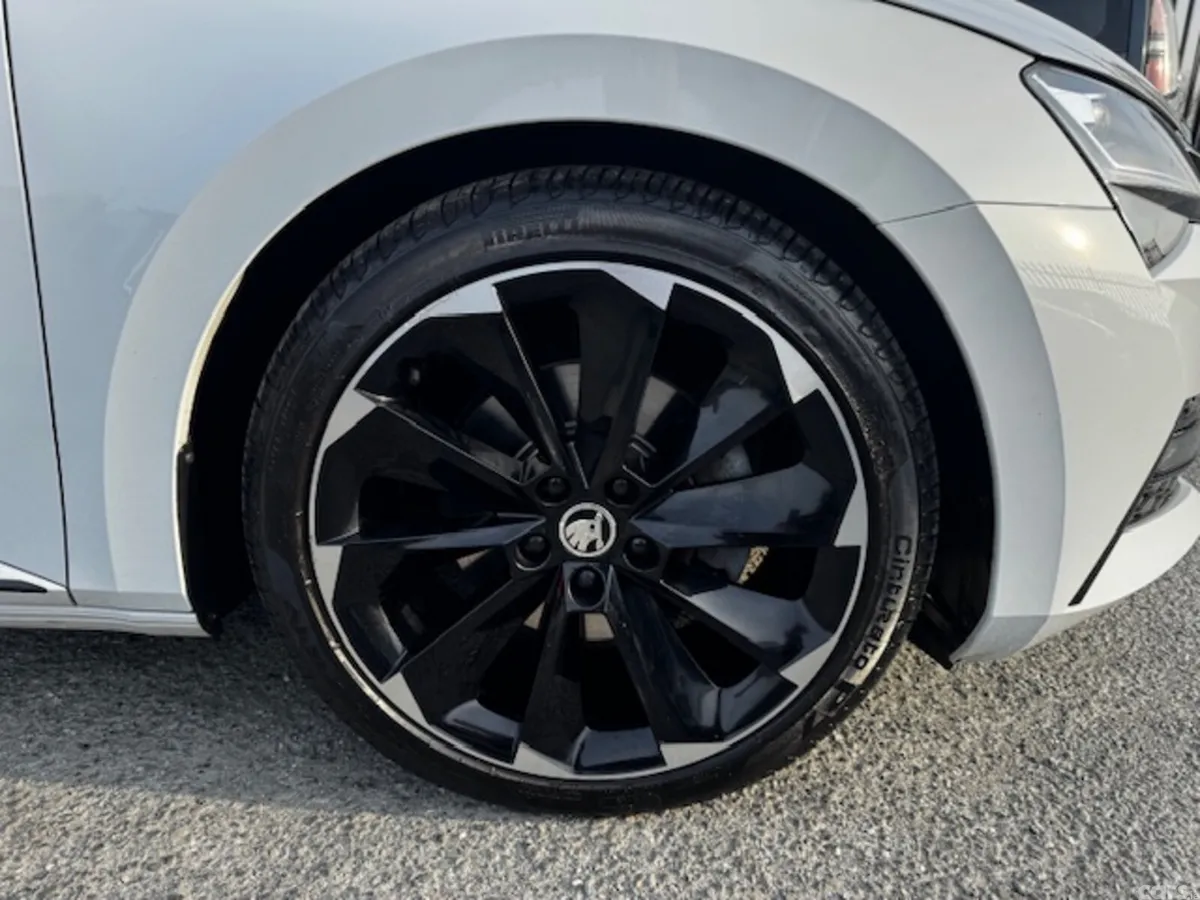 Skoda Superb Estate, Diesel, 2023, White