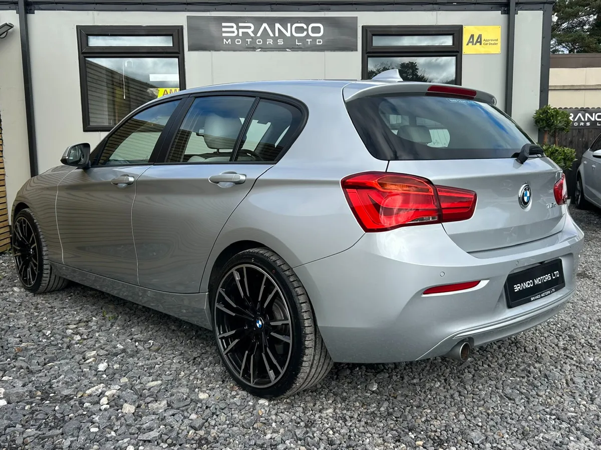BMW 1-Series Hatchback, Diesel, 2017, Silver