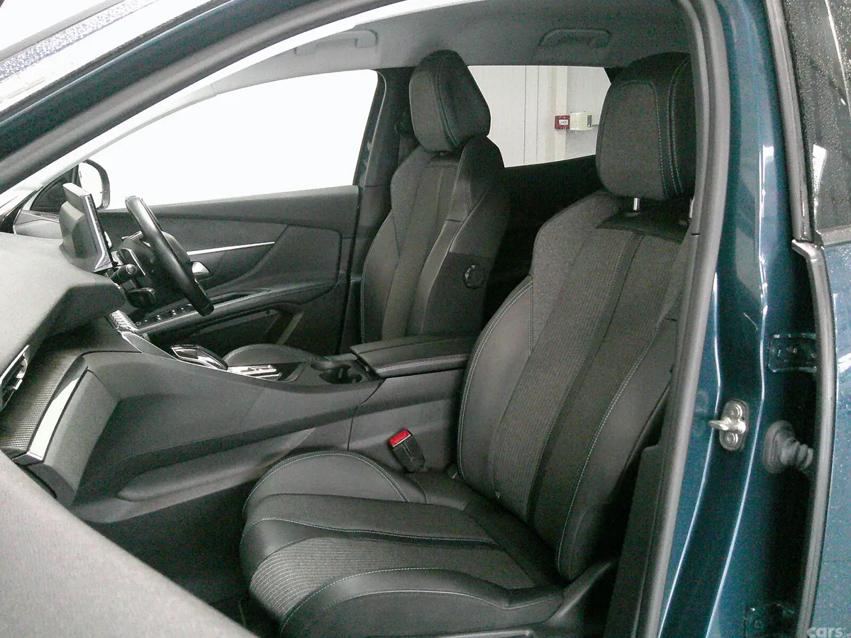 Peugeot 3008 Hatchback, Diesel, 2020, Blue