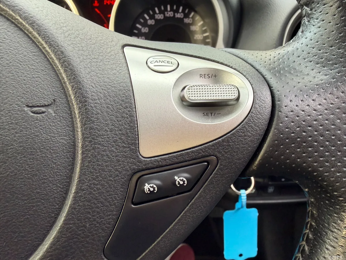 Nissan Juke SUV, Petrol, 2018, Grey