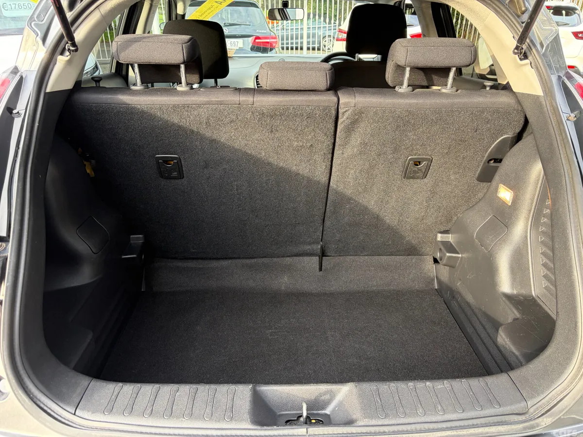 Nissan Juke SUV, Petrol, 2018, Grey