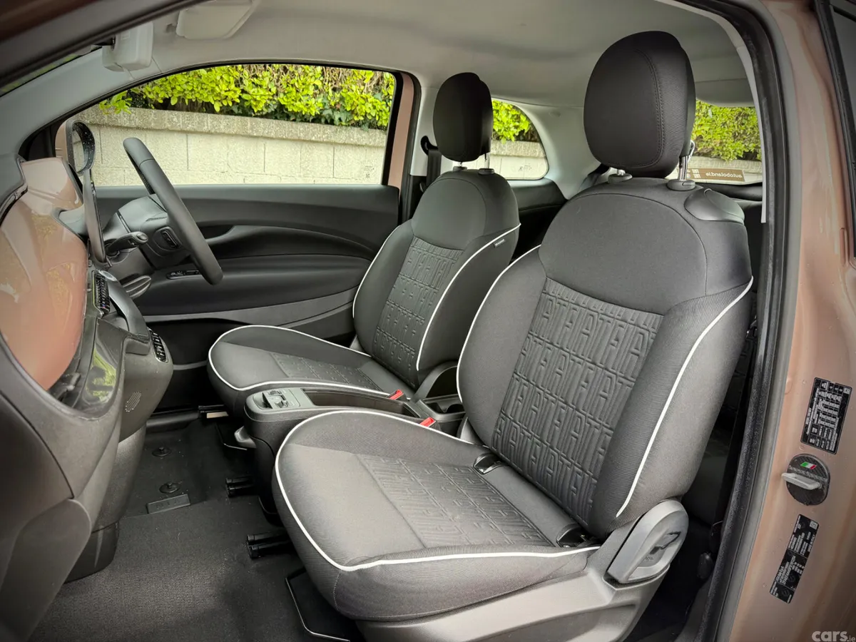 Fiat 500e Hatchback, Electric, 2025, Red