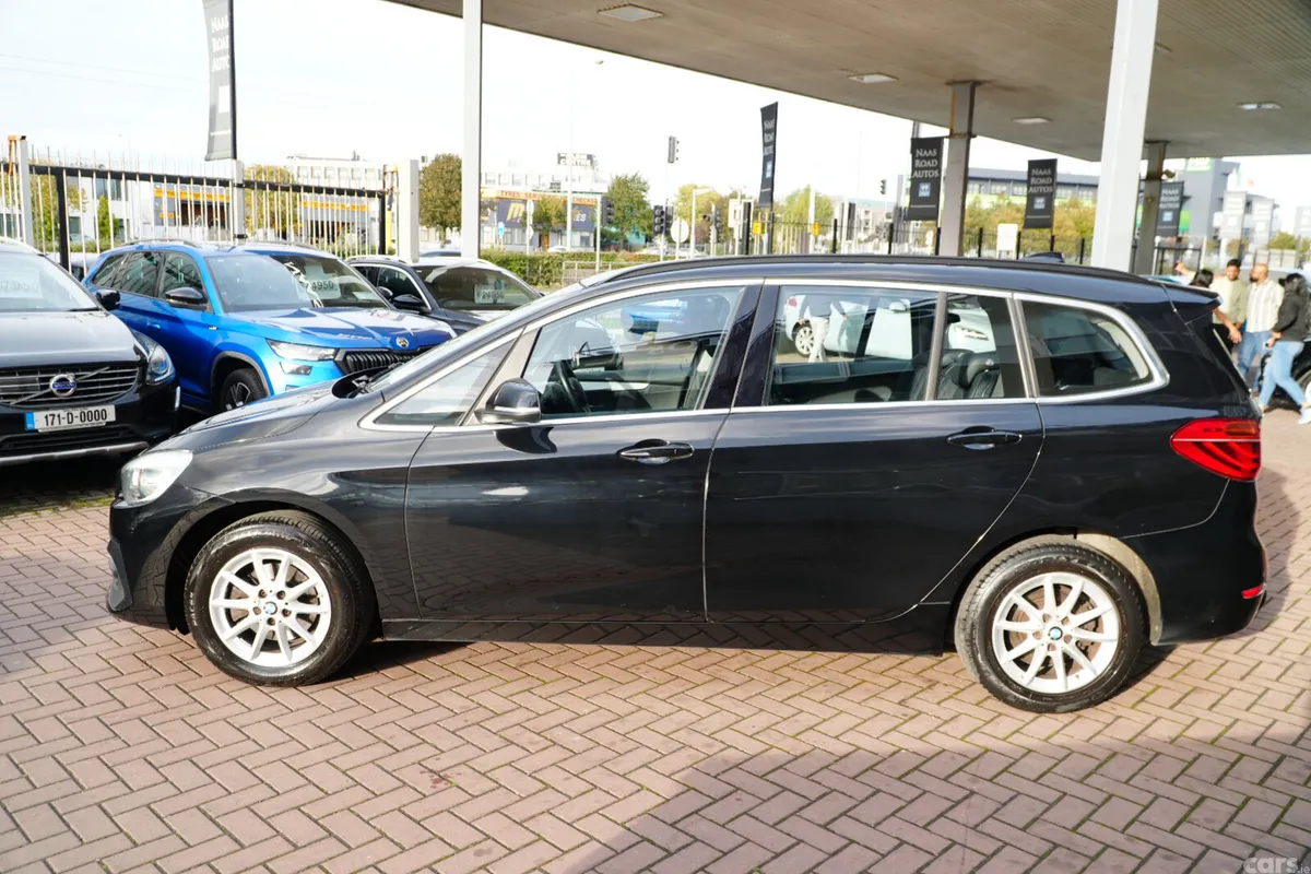 BMW 2-Series Estate, Diesel, 2018, Black