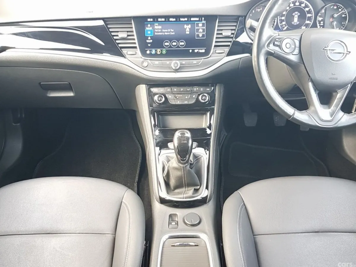 Opel Astra Hatchback, Petrol, 2021, Black