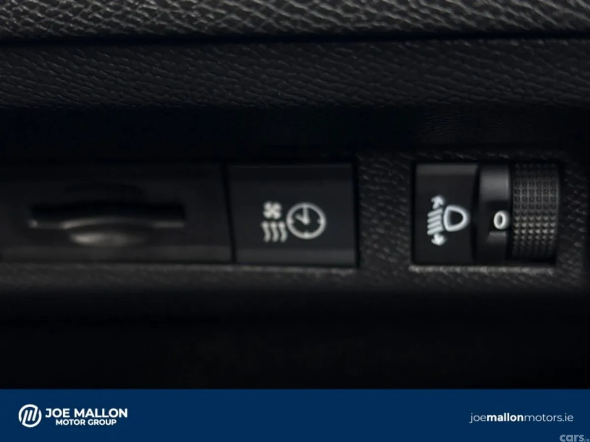 Peugeot 408 Hatchback, Electric, 2026, Red