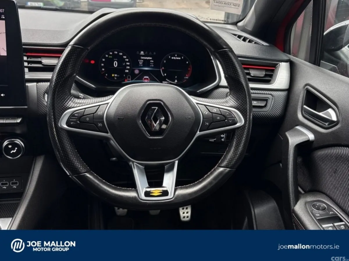 Renault Captur Hatchback, Petrol, 2023, Red