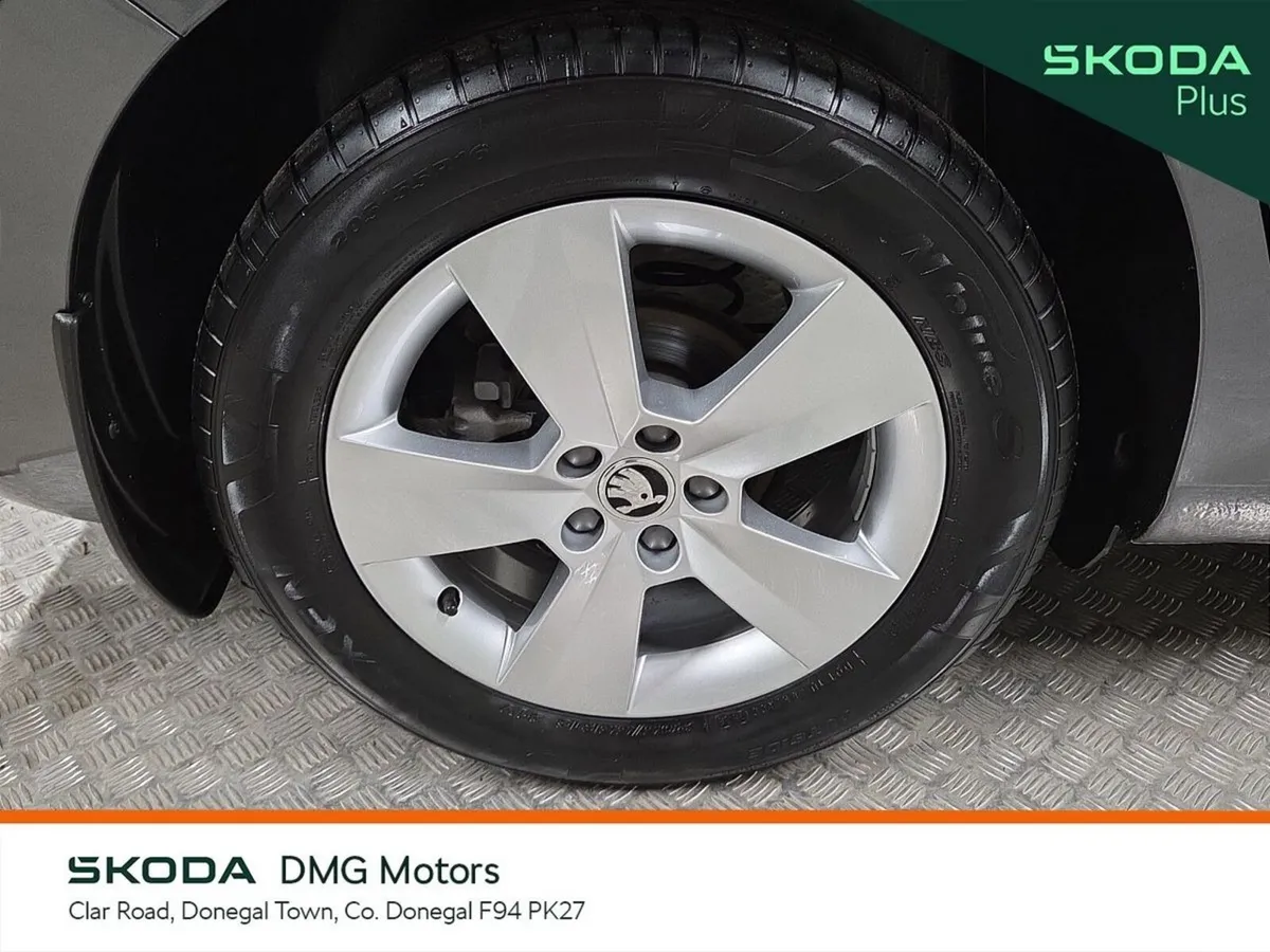 Skoda Scala Hatchback, Petrol, 2024, Grey