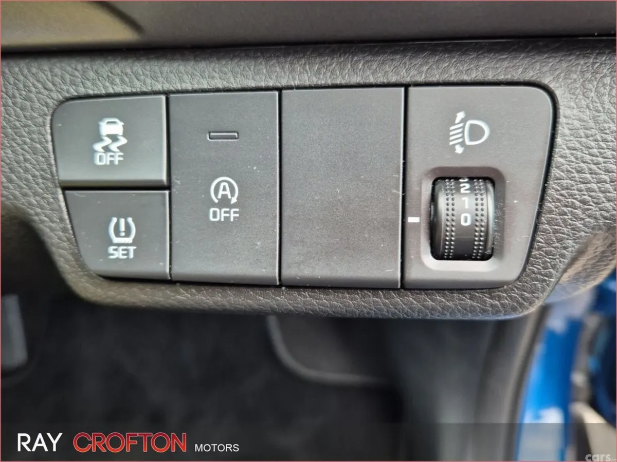 Kia Stonic Estate, Petrol, 2025, Blue