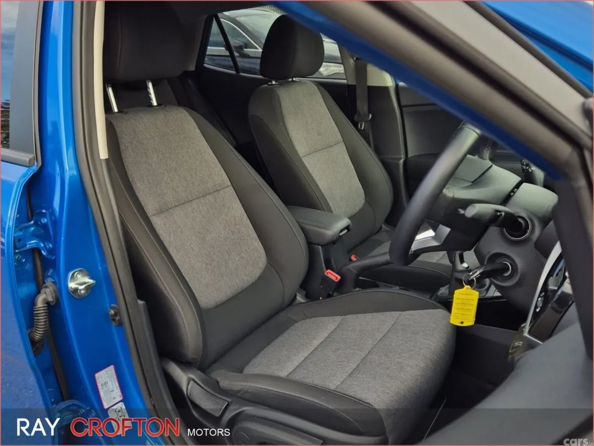 Kia Stonic Estate, Petrol, 2025, Blue