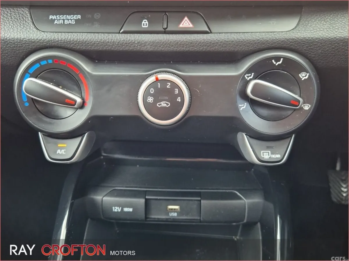 Kia Stonic Estate, Petrol, 2025, Blue