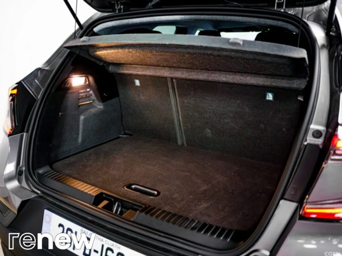 Renault Captur Hatchback, Petrol Hybrid, 2026, Grey