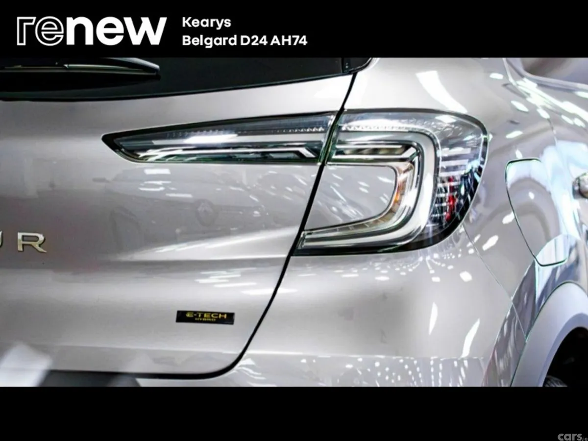 Renault Captur Hatchback, Petrol Hybrid, 2026, Grey