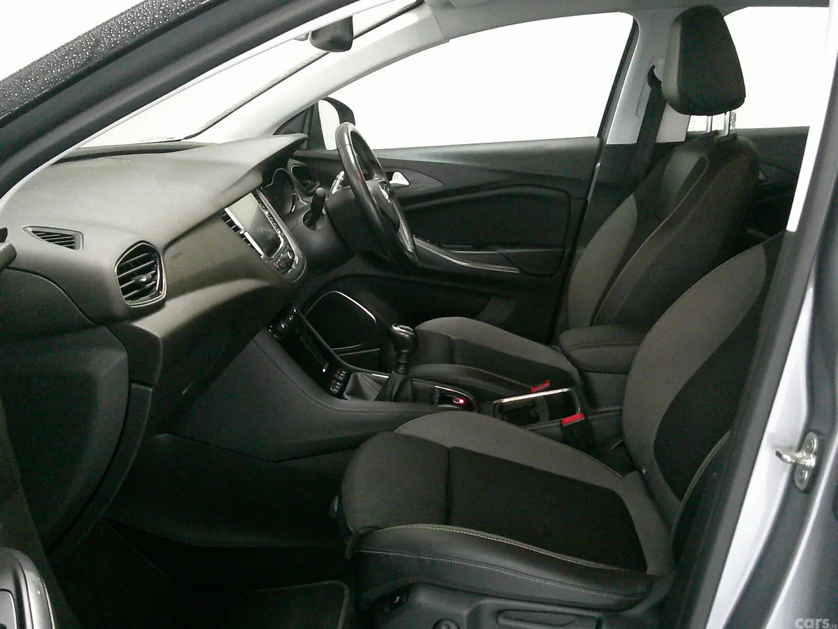 Vauxhall Grandland X Hatchback, Diesel, 2020, Grey