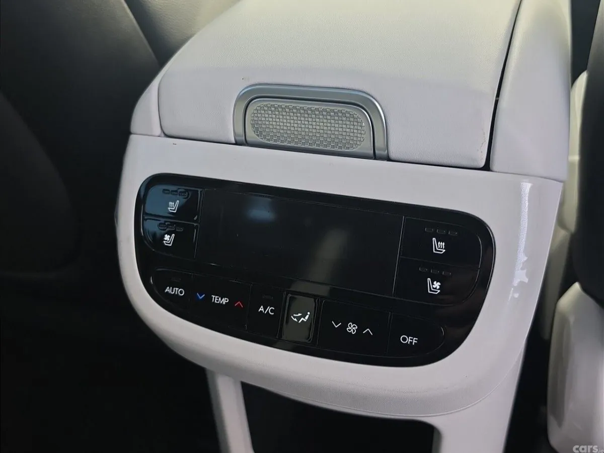 Hyundai IONIQ 9 SUV, Electric, 2027, Green