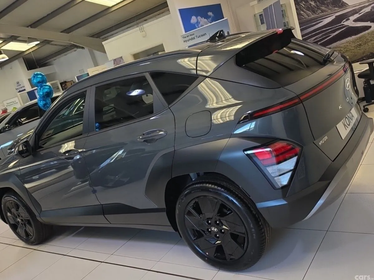 Hyundai KONA SUV, Petrol Hybrid, 2027, Black