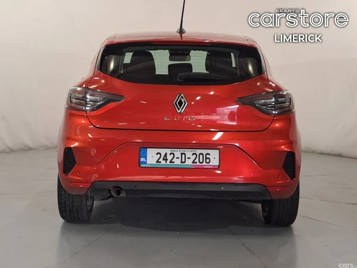 Renault Clio Hatchback, Petrol, 2024, Red