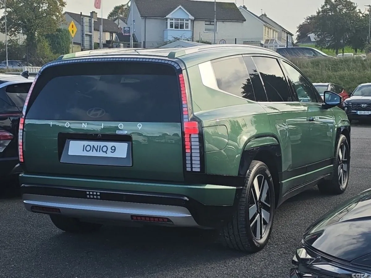 Hyundai IONIQ 9 SUV, Electric, 2027, Green