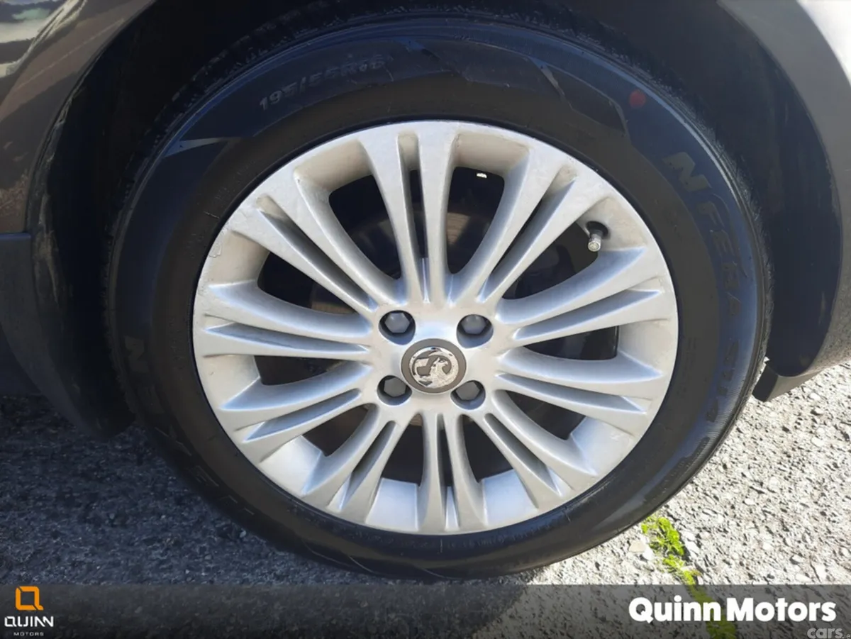 Vauxhall Corsa Hatchback, Petrol, 2015, Grey