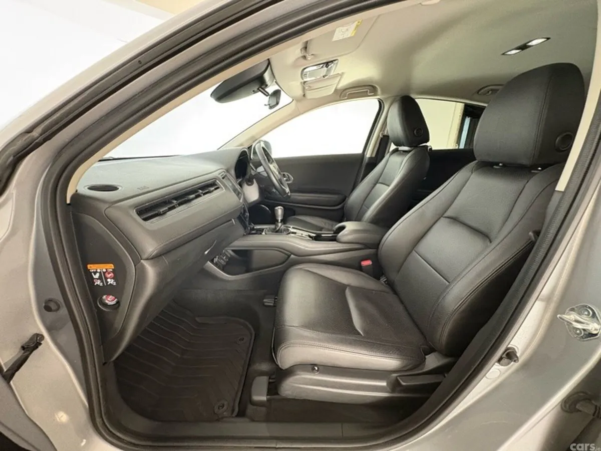 Honda HR-V SUV, Petrol, 2021, Grey