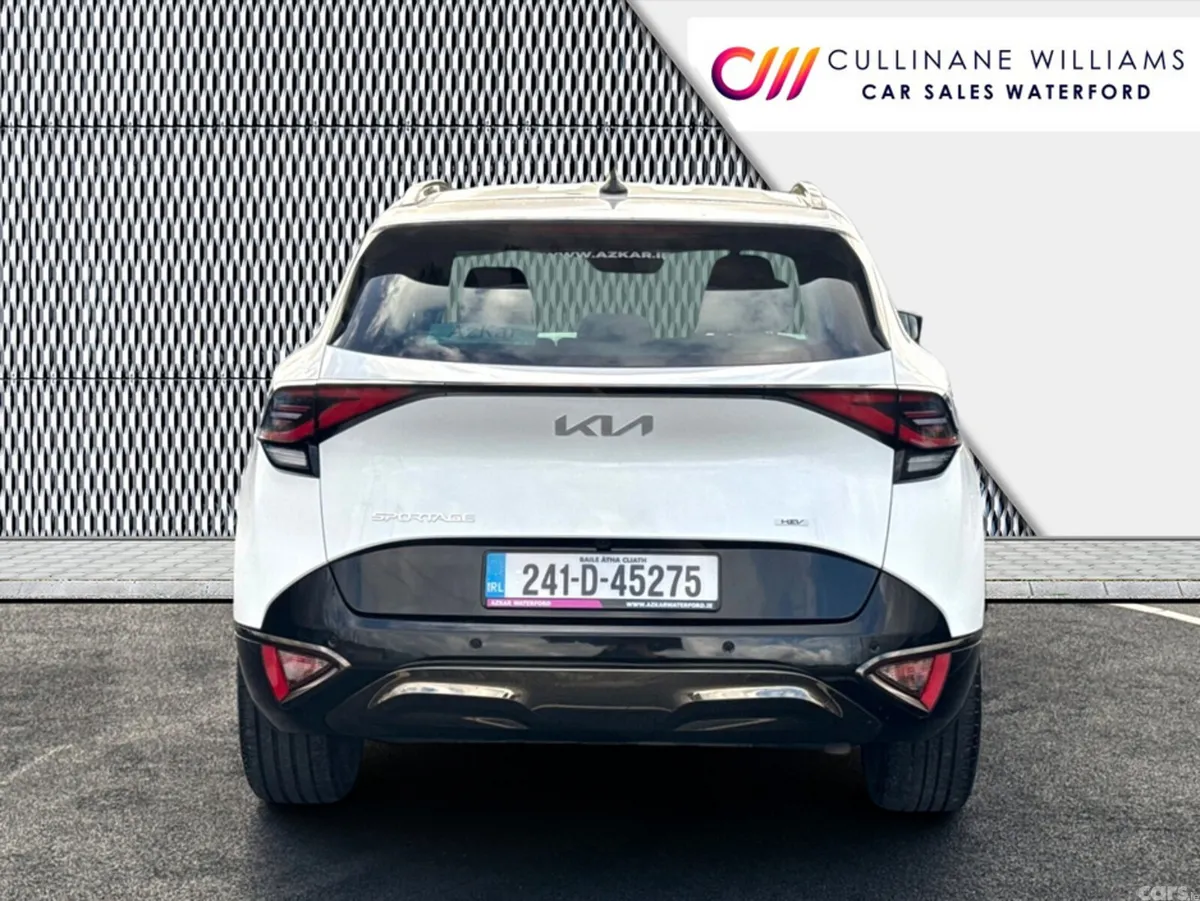 Kia Sportage SUV, Petrol Hybrid, 2024, White