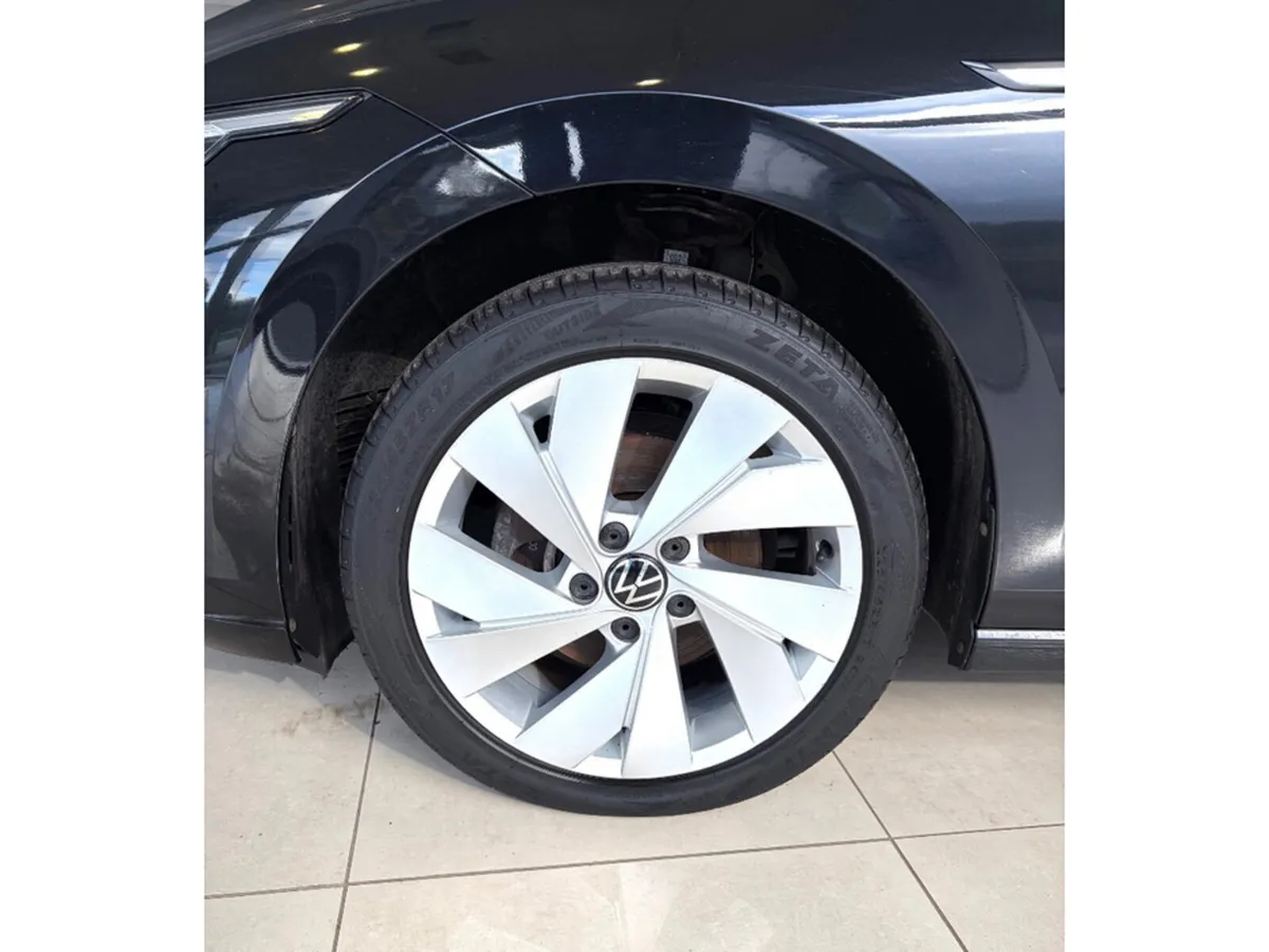 Volkswagen Golf Hatchback, Petrol, 2020, Black