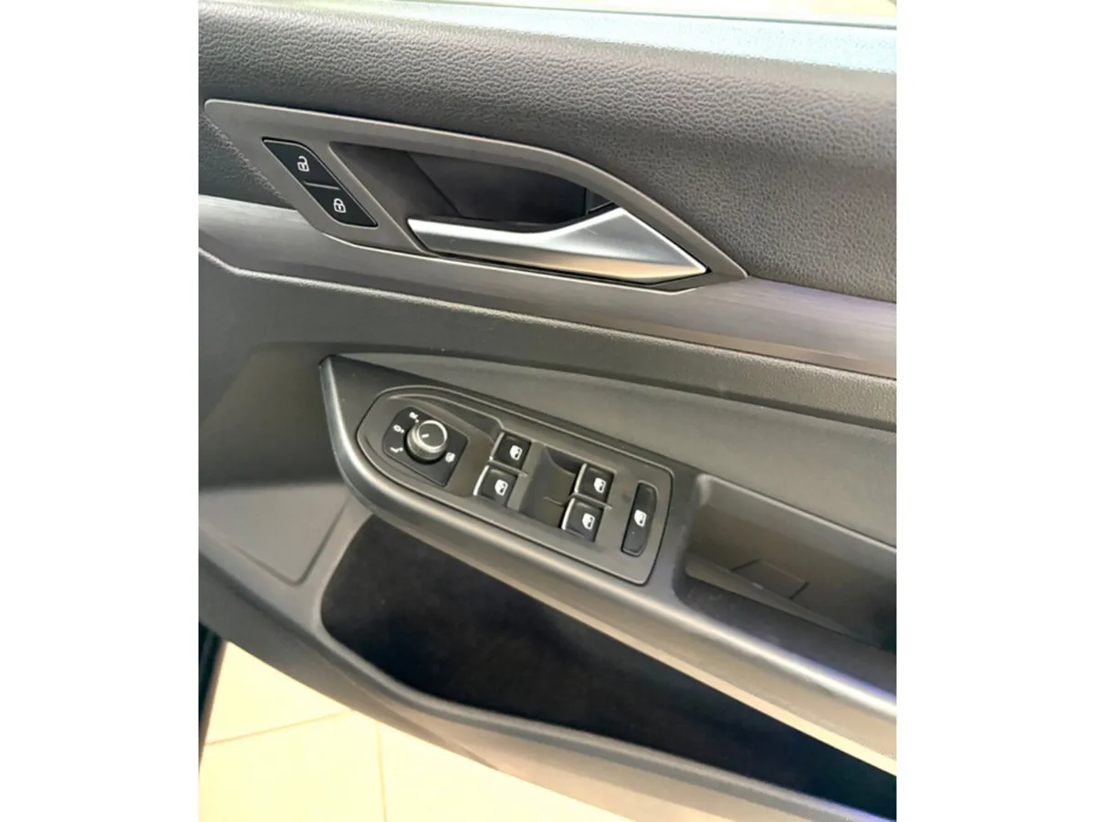 Volkswagen Golf Hatchback, Petrol, 2020, Black