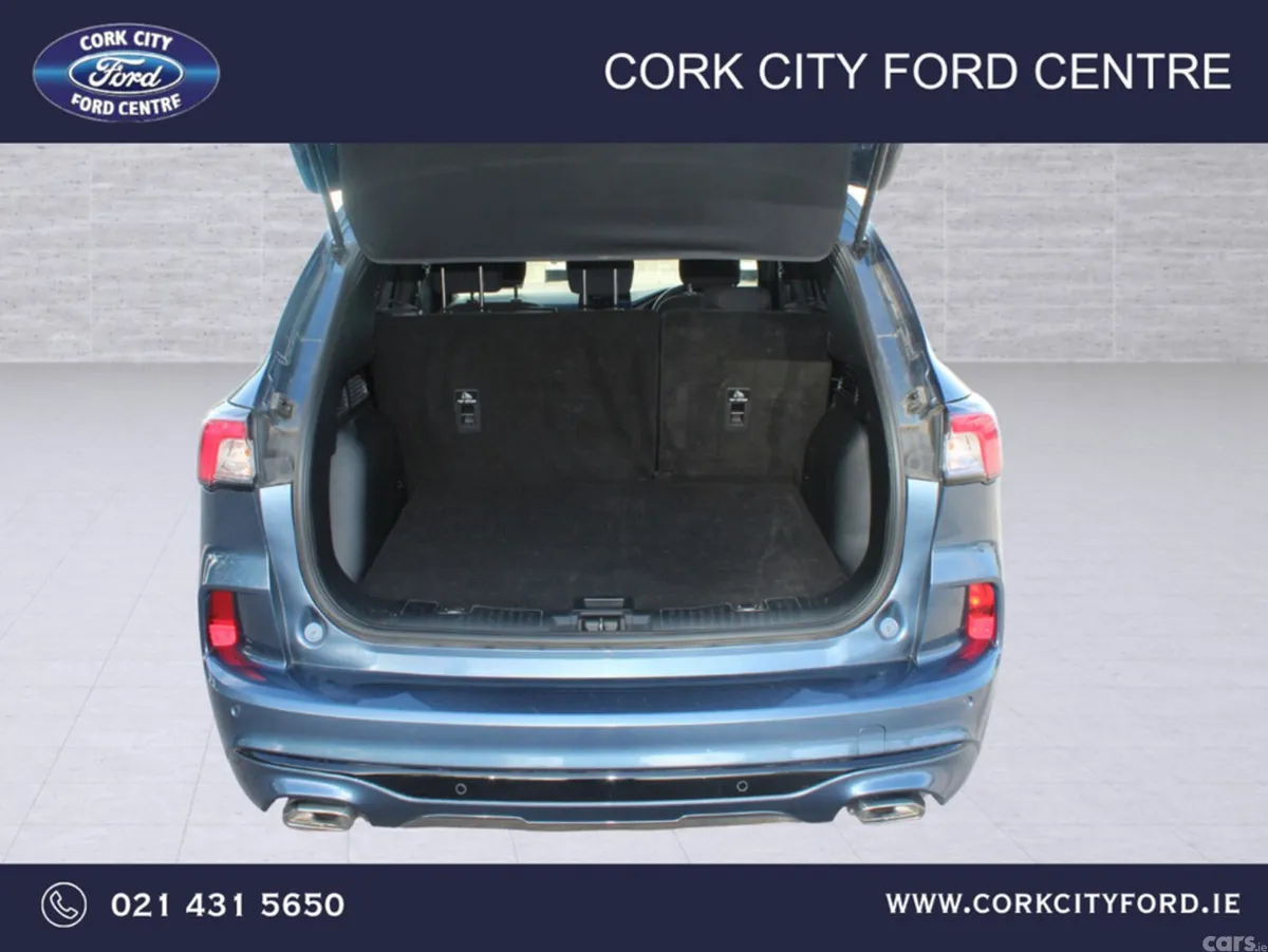 Ford Kuga MPV, Petrol Plug-in Hybrid, 2023, Blue