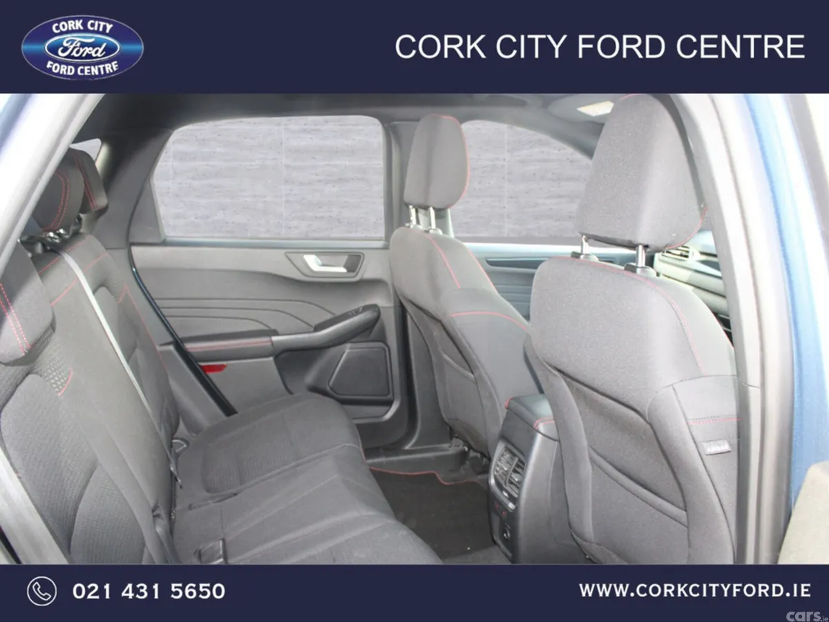 Ford Kuga MPV, Petrol Plug-in Hybrid, 2023, Blue
