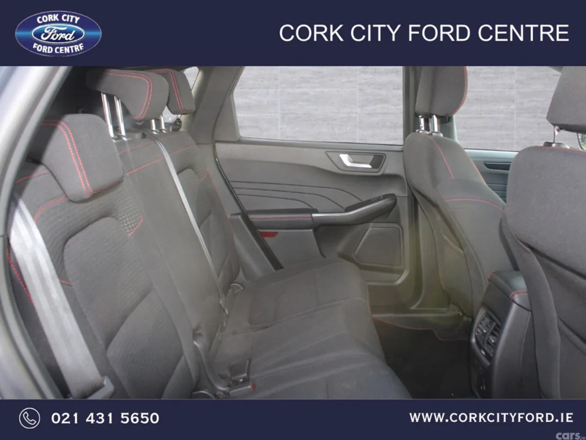Ford Kuga MPV, Petrol Plug-in Hybrid, 2023, Blue