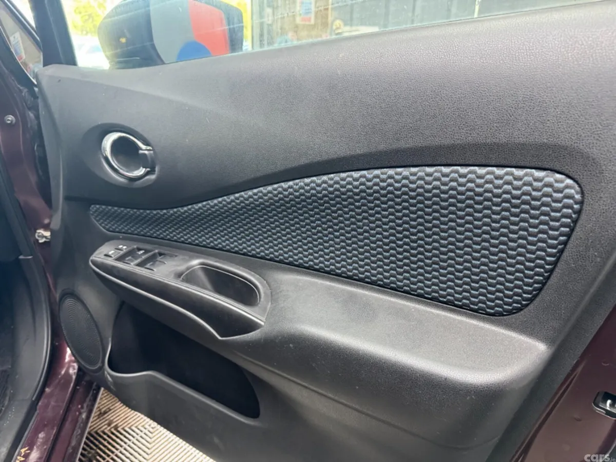 Nissan Note Hatchback, Petrol, 2016, Red