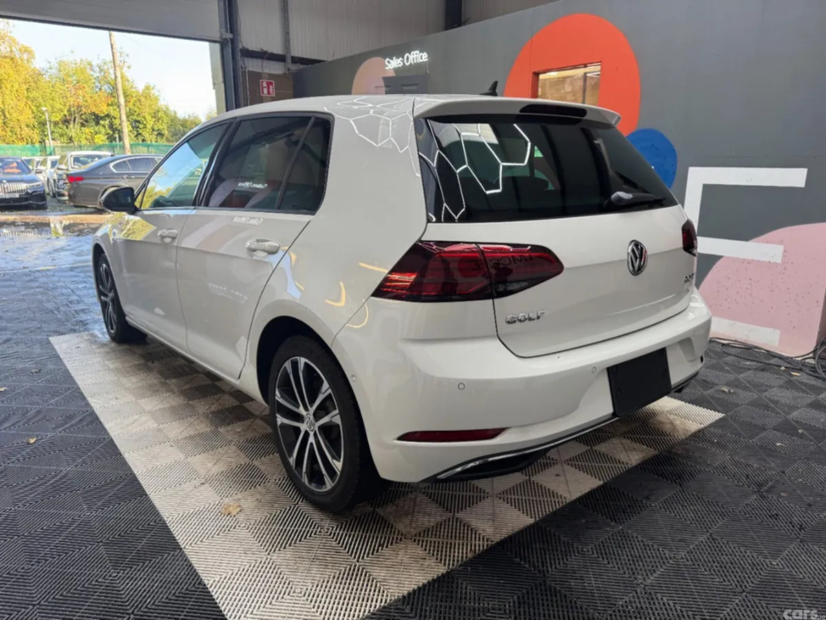 Volkswagen Golf Hatchback, Petrol, 2019, White