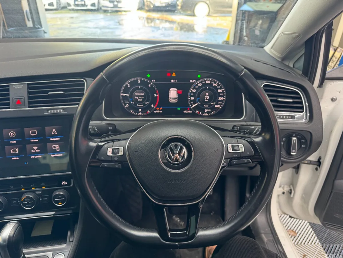 Volkswagen Golf Hatchback, Petrol, 2019, White