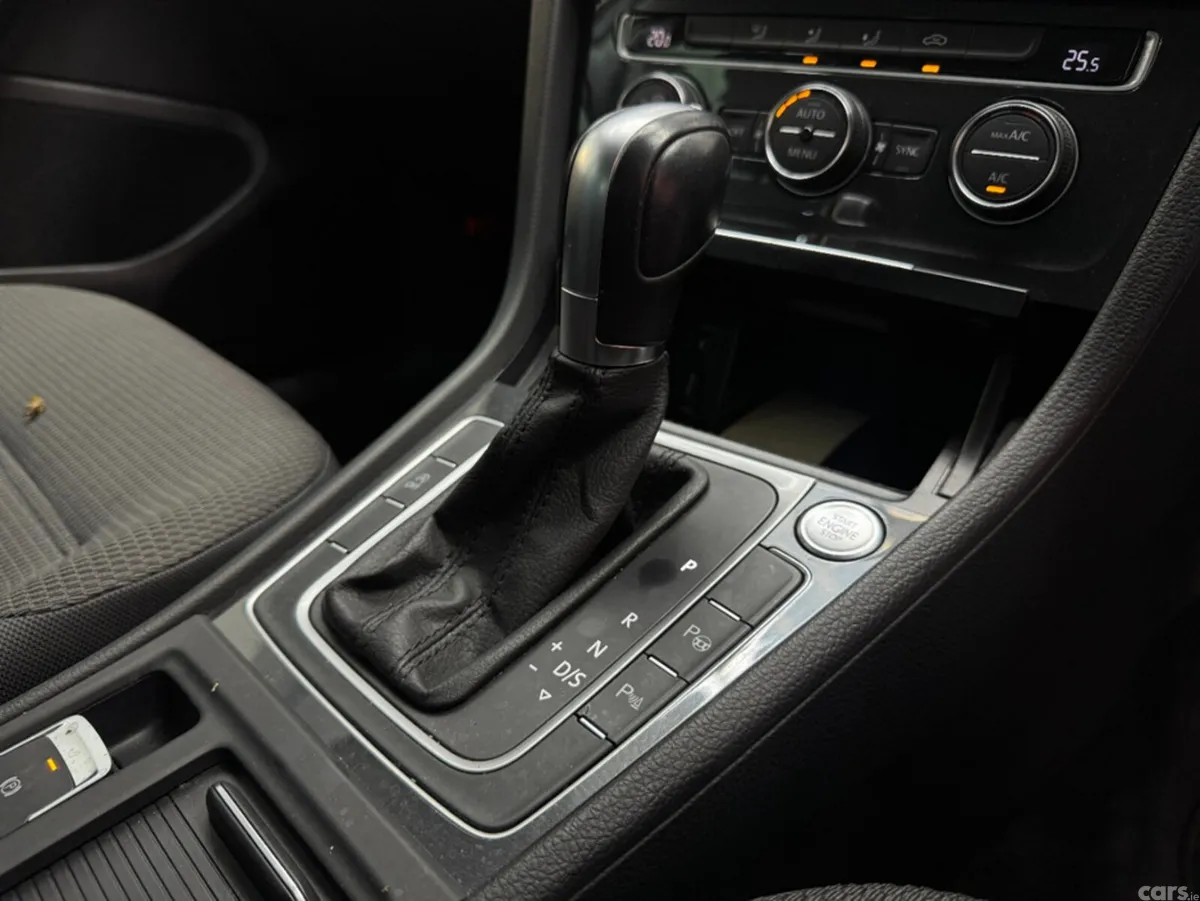 Volkswagen Golf Hatchback, Petrol, 2019, White