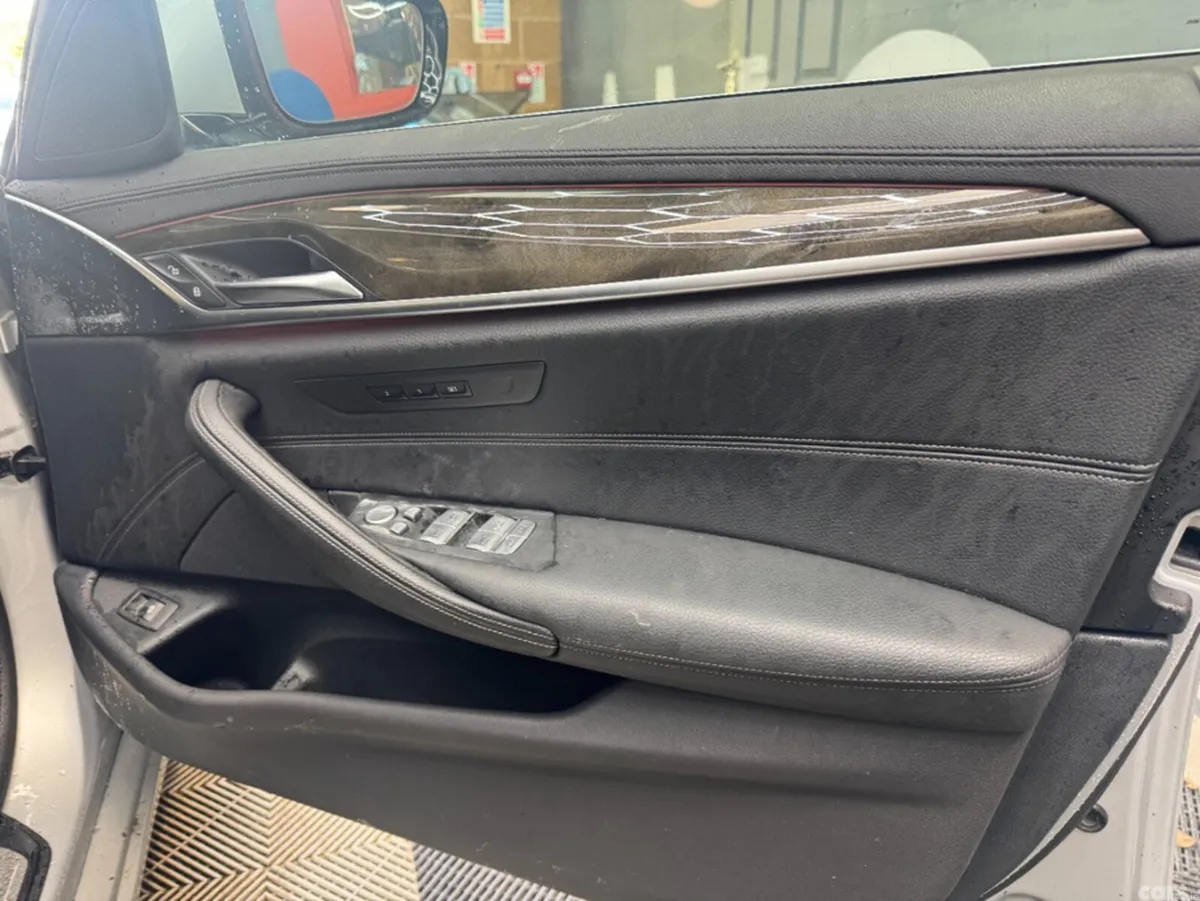 BMW 5-Series Saloon, Diesel, 2019, Silver