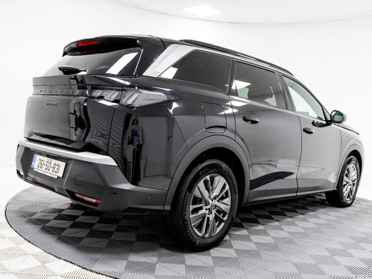 Peugeot 5008 SUV, Petrol Hybrid, 2026, Black