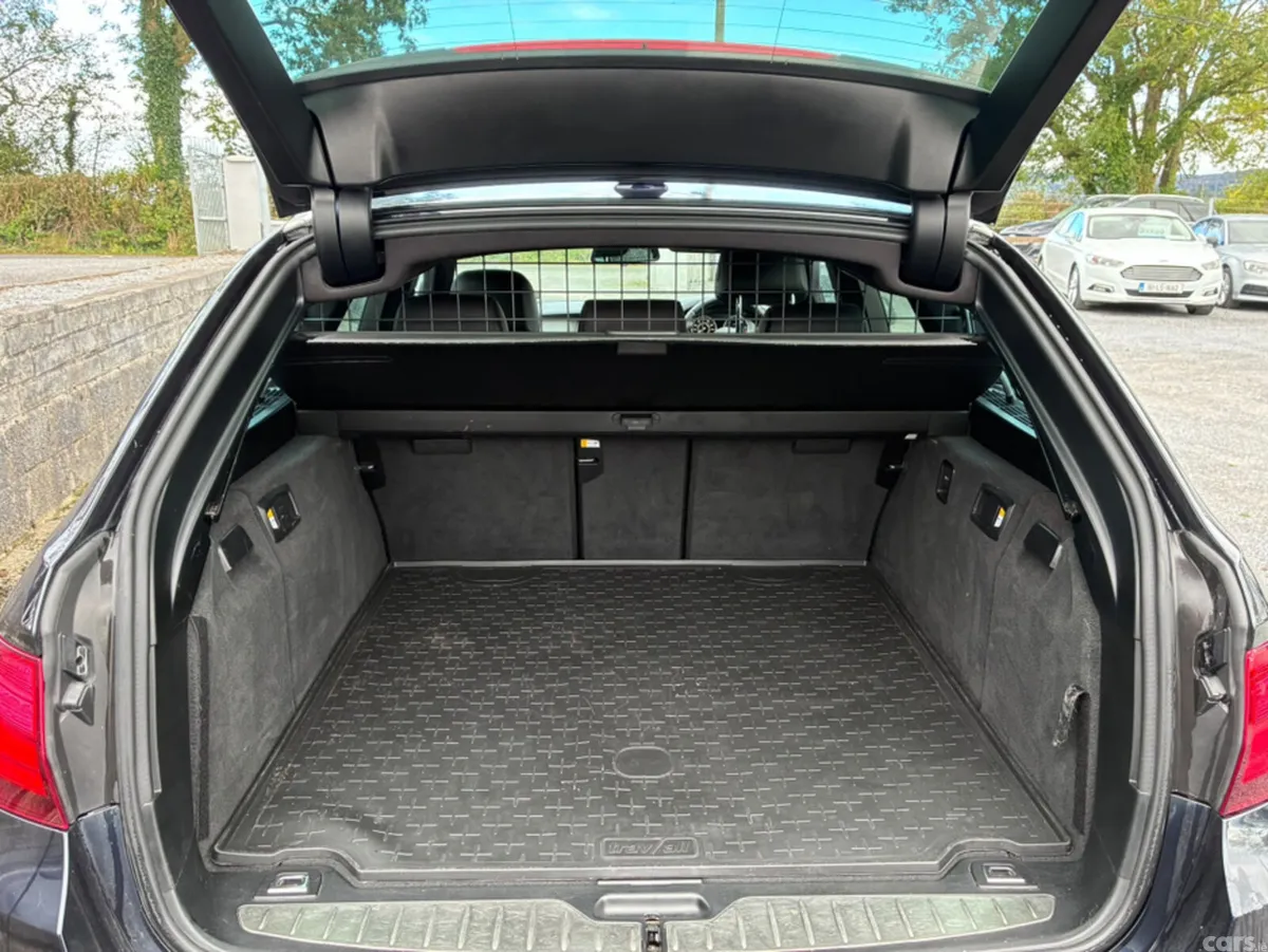 BMW 5-Series Estate, Diesel, 2016, Black