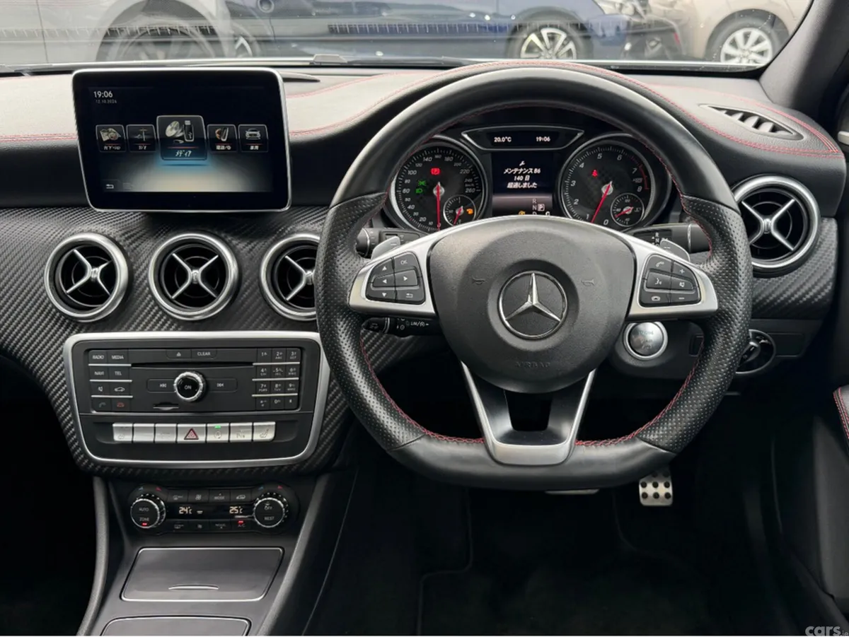 Mercedes-Benz A-Class Hatchback, Petrol, 2017, Silver