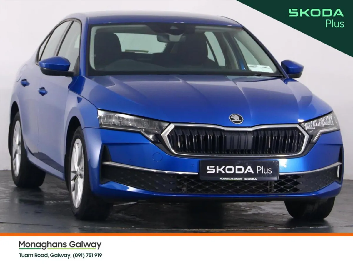 Skoda Octavia Hatchback, Diesel, 2024, Blue