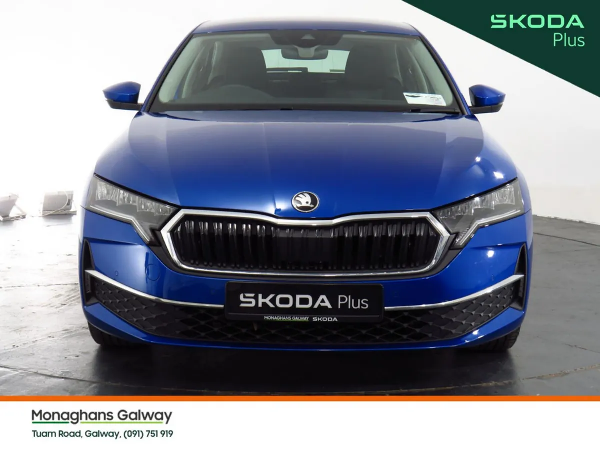 Skoda Octavia Hatchback, Diesel, 2024, Blue