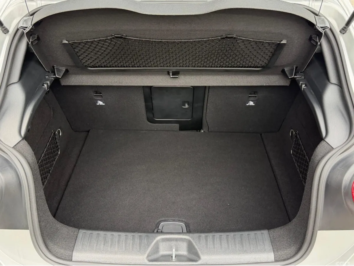 Mercedes-Benz A-Class Hatchback, Petrol, 2017, Silver