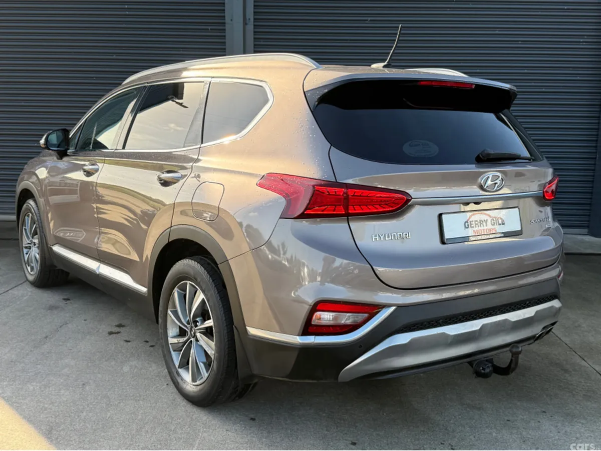 Hyundai Santa Fe Estate, Diesel, 2019, Brown