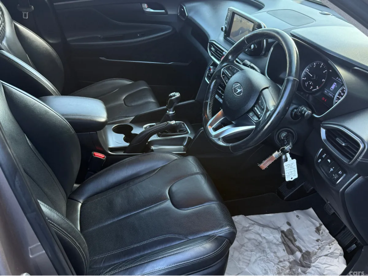 Hyundai Santa Fe Estate, Diesel, 2019, Brown